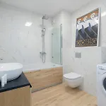 Apartman Baltycka Stylish With Parking Near The Port In By Renters Kołobrzeg