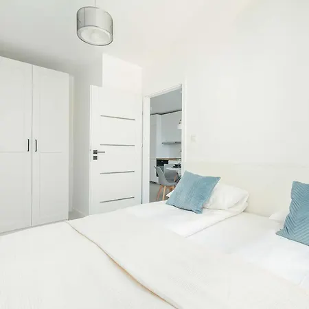 アパート Baltycka Stylish With Parking Near The Port In By Renters