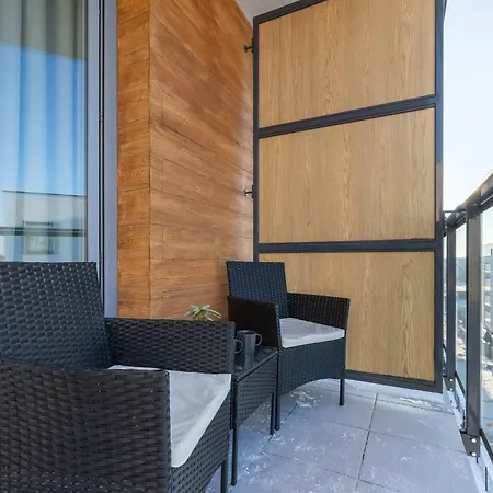 Baltycka Stylish With Parking Near The Port In By Renters קולובז'ג